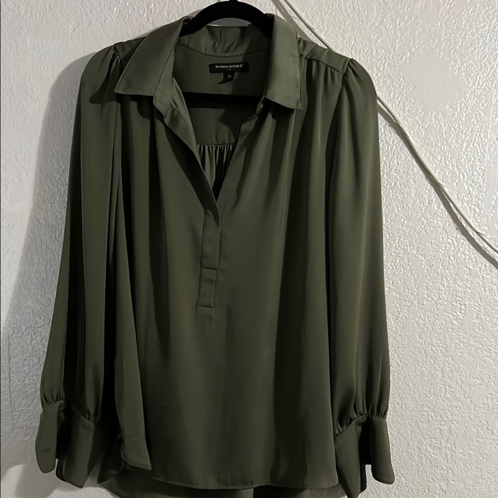 Banana Republic Green Relaxed 3/4 Sleeve Blouse